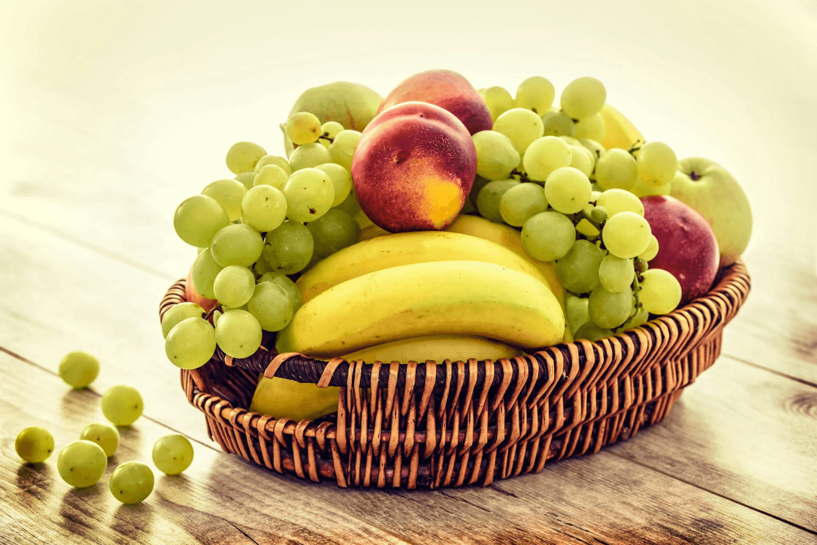 Cesta de Frutas y Berries